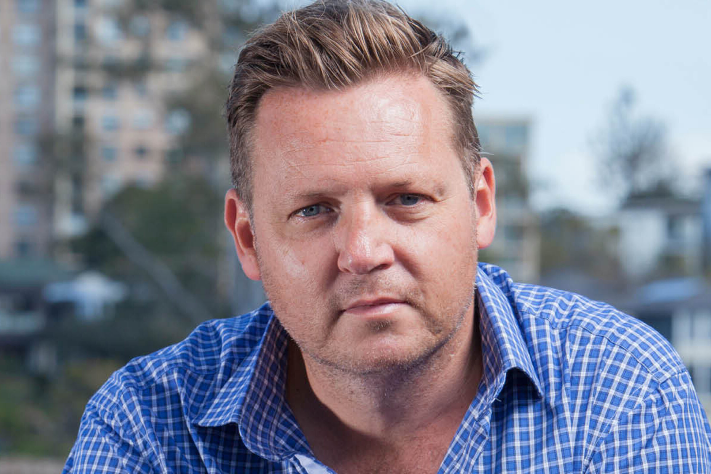 UQP acquires new non-fiction book from bestselling author Kári Gíslason